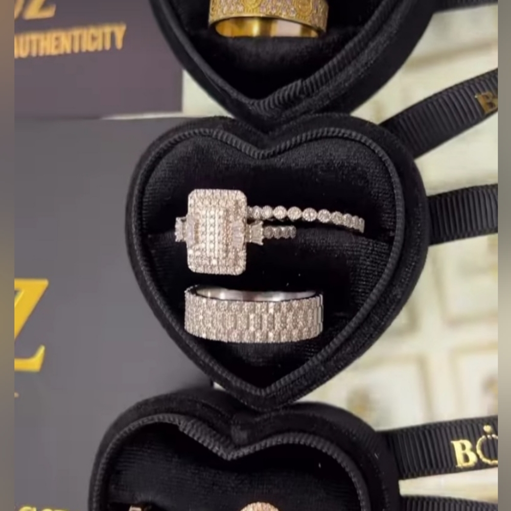 Wedding ring 💍 For Unisex.  For office and casual. GOLD&DIAMONDS BEAUTY PRODUCT